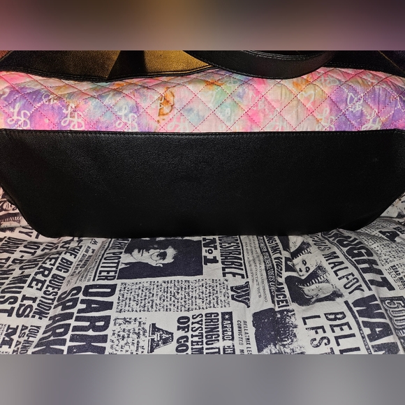 ๐HP!๐ Betsey Johnson Weekender - Picture 6 of 9